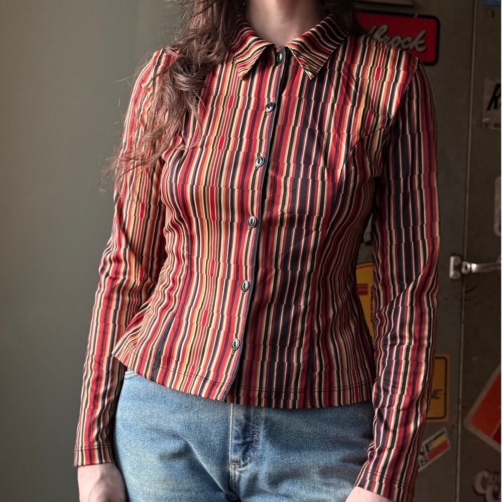 Vintage Y2K Striped Button-Down Shirt | Fitted 90s Collared Top | Size S